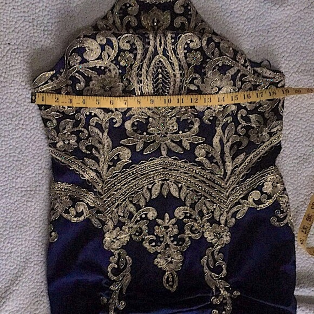 Beautiful gown with small train by Let’s, blue and gold - Picture 13 of 16